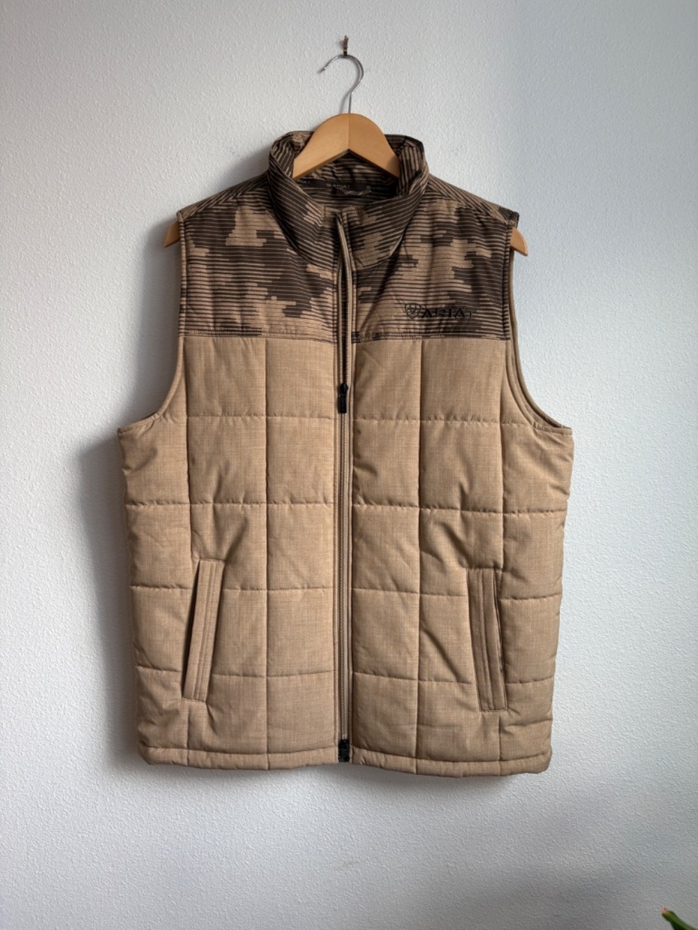 Ariat Crius Insulated Brown Tan Quilted Puffer Vest Fleece Lined Medium